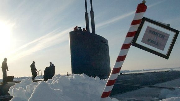 Situaţia este alarmantă: temperatura de la Polul Nord este cu 20° C mai mare decât în mod normal